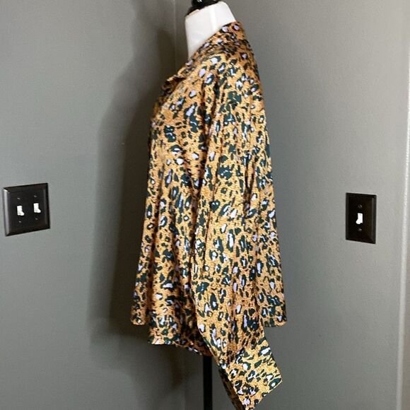 Jessica Simpson Leopard Button Down Blouse Speckled Cheetah Bodie - Picture 8 of 11